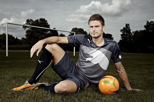 13场12球4助🧨老孙“入职”洛城首个赛季依旧出...（13战12球4助🧨老孙登陆洛杉矶首季依旧高光）