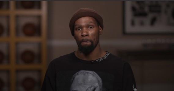 混团世界杯：国乒狂轰8-0横扫韩国！双王、栋曼立功，孙颖莎休战（混团世界杯：国乒8-0零封韩国！双王、栋曼发威，孙颖莎轮休）