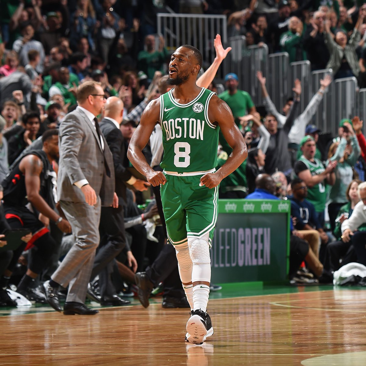 阿德莱德中场：球队不应遭遇两连败，对阵狮吼拿1分才公平（阿德莱德中场：不该吞下两连败，对阵狮吼拿到1分才公道）