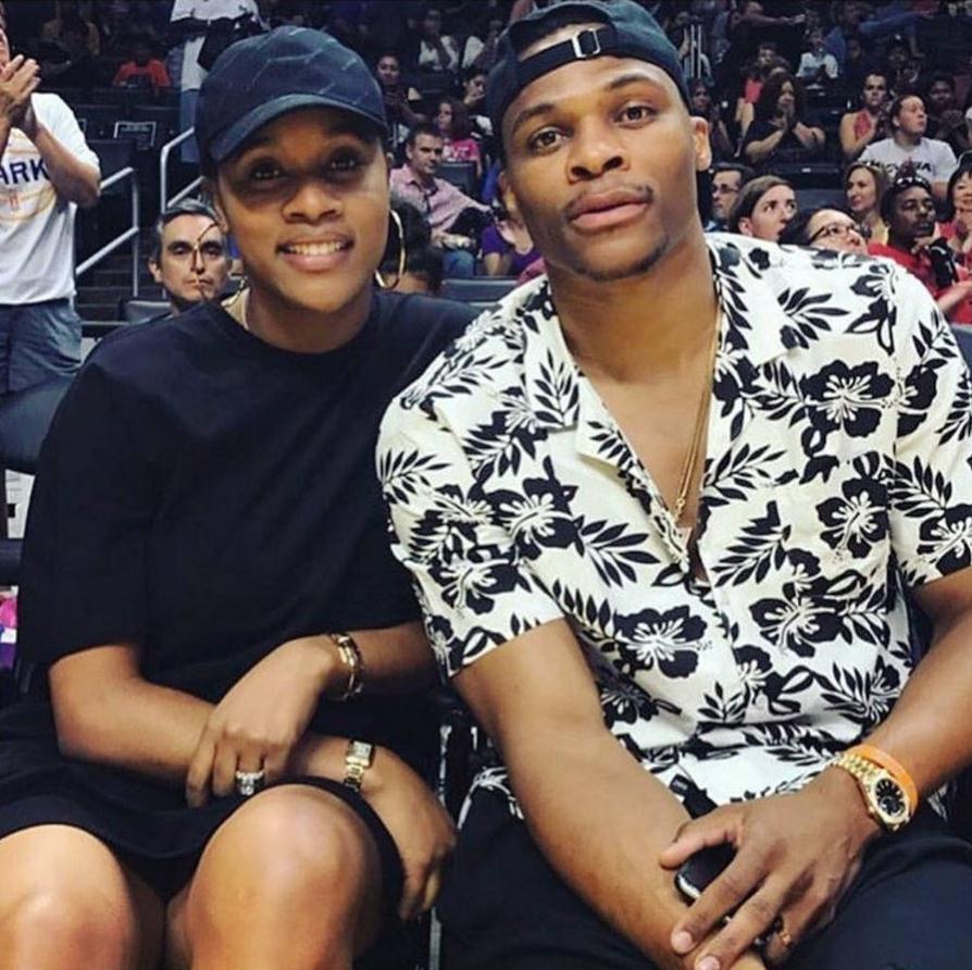 群雄争霸，意甲连续第二年至少4支排名前列的球队相差2分以内（豪强鏖战：意甲连续两季至少四强分差不超2分）