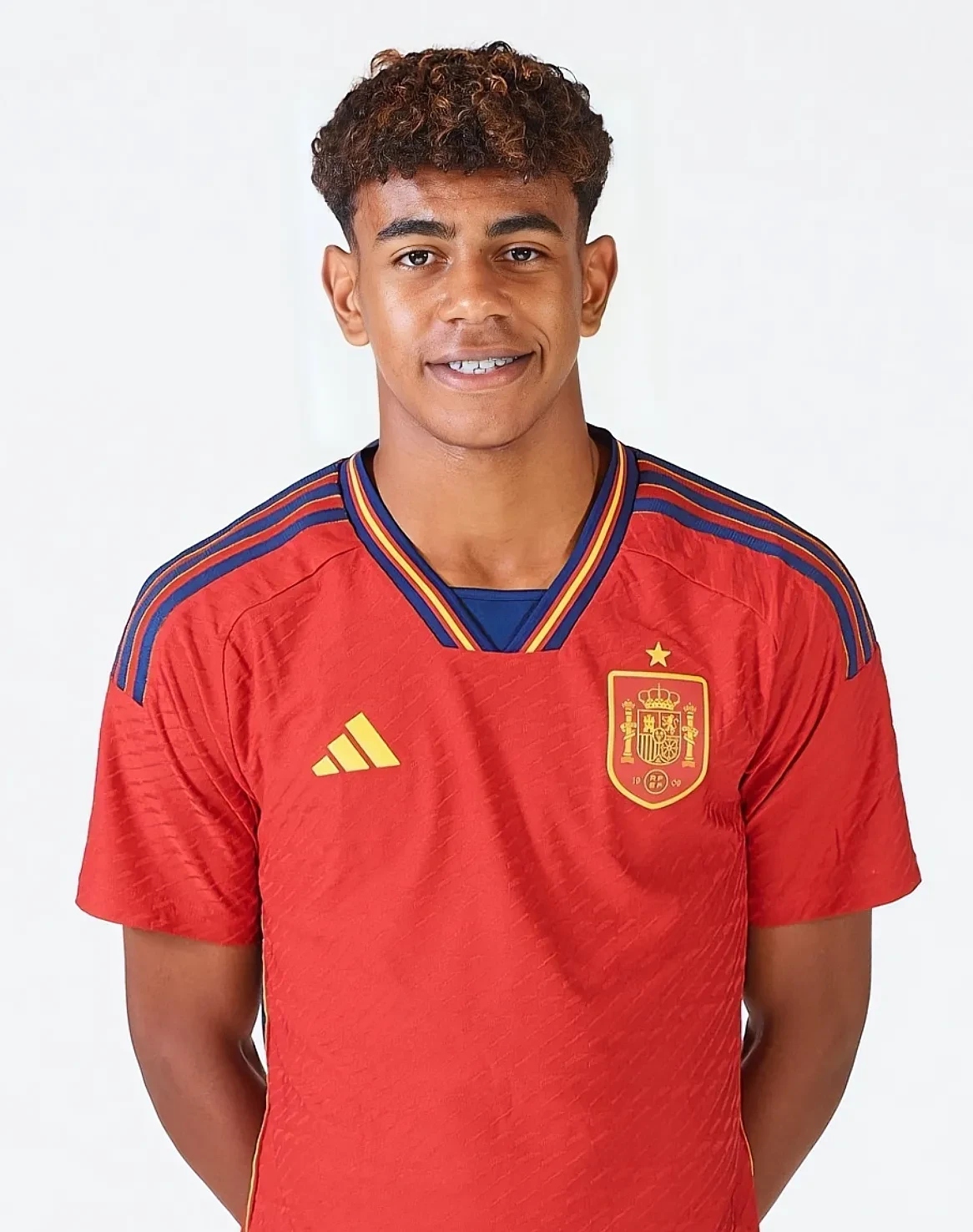 荷兰vs立陶宛：范戴克、德利赫特、哈维-西蒙斯首发（荷兰对阵立陶宛：范迪克、德里赫特、哈维-西蒙斯领衔首发）