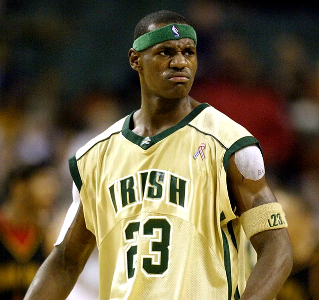 NBA焦点战：勇士主场逆转掘金,（NBA重磅对决：勇士主场翻盘击败掘金）