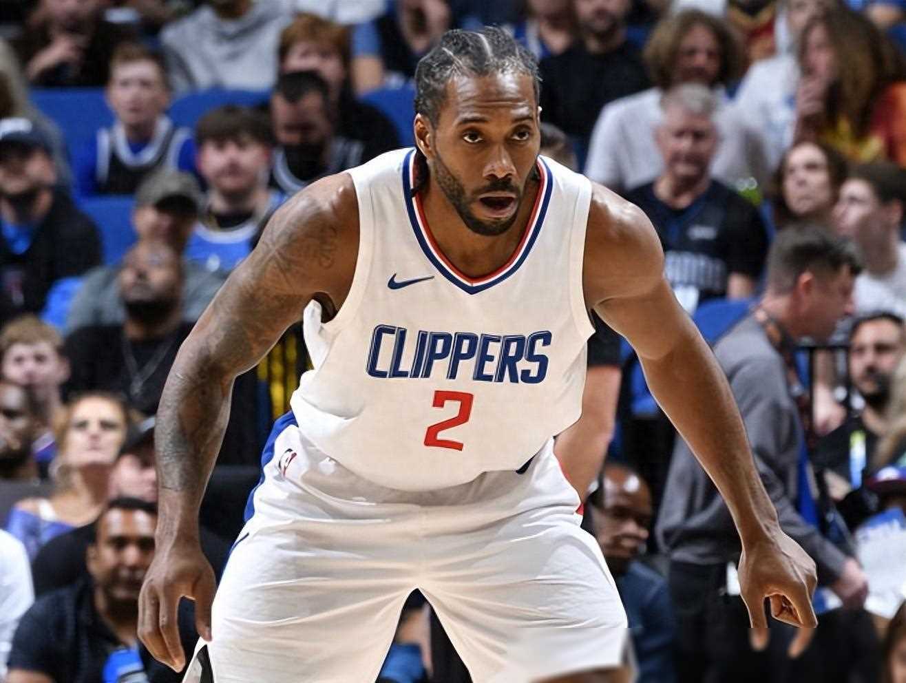 杨瀚森五项数据挂零，格兰特19罚35+4+4，开拓者送残阵雄鹿5连败（开拓者送残阵雄鹿五连败：格兰特19罚砍35+4+4，杨瀚森五项数据为零）