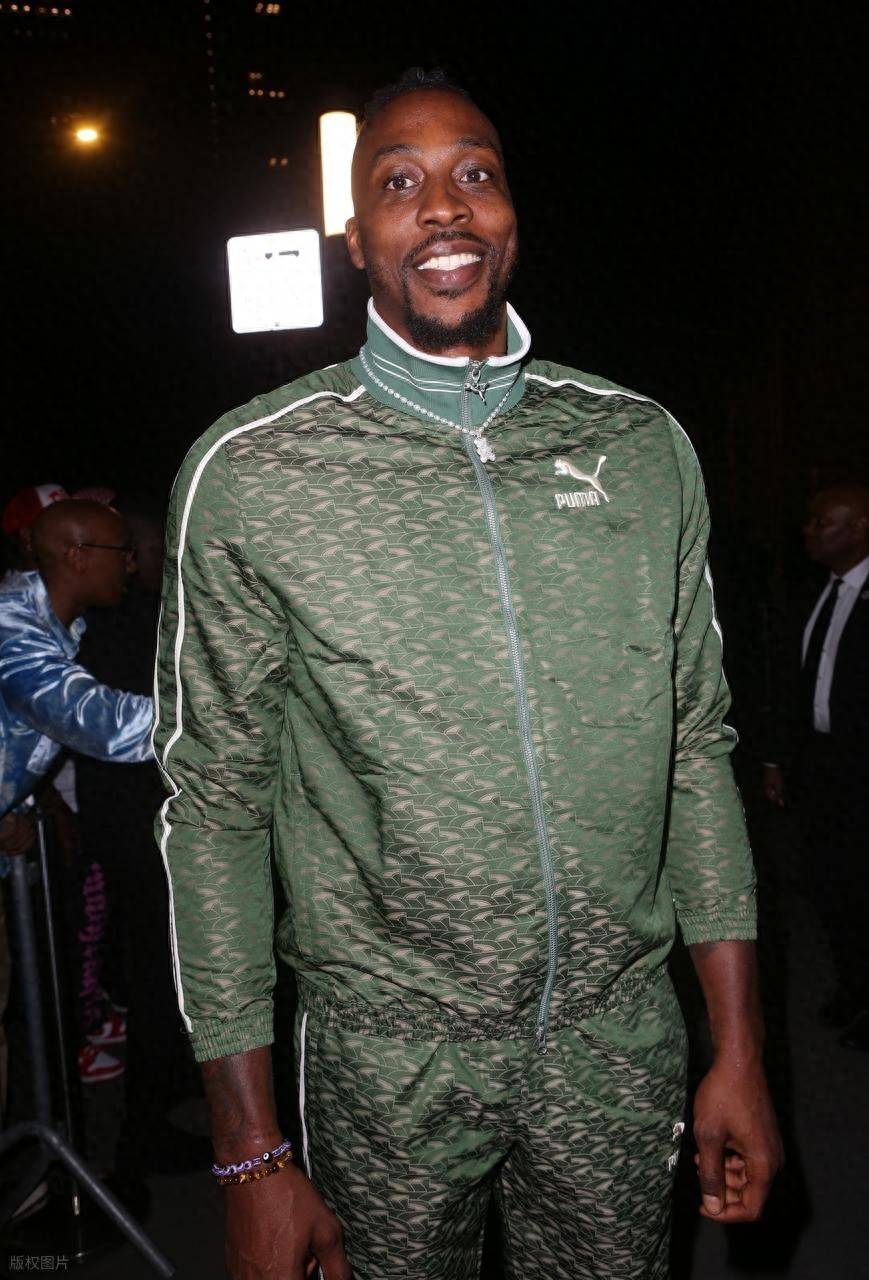 中超赛程更新：关注榜首之争,（中超最新赛程：聚焦榜首对决）