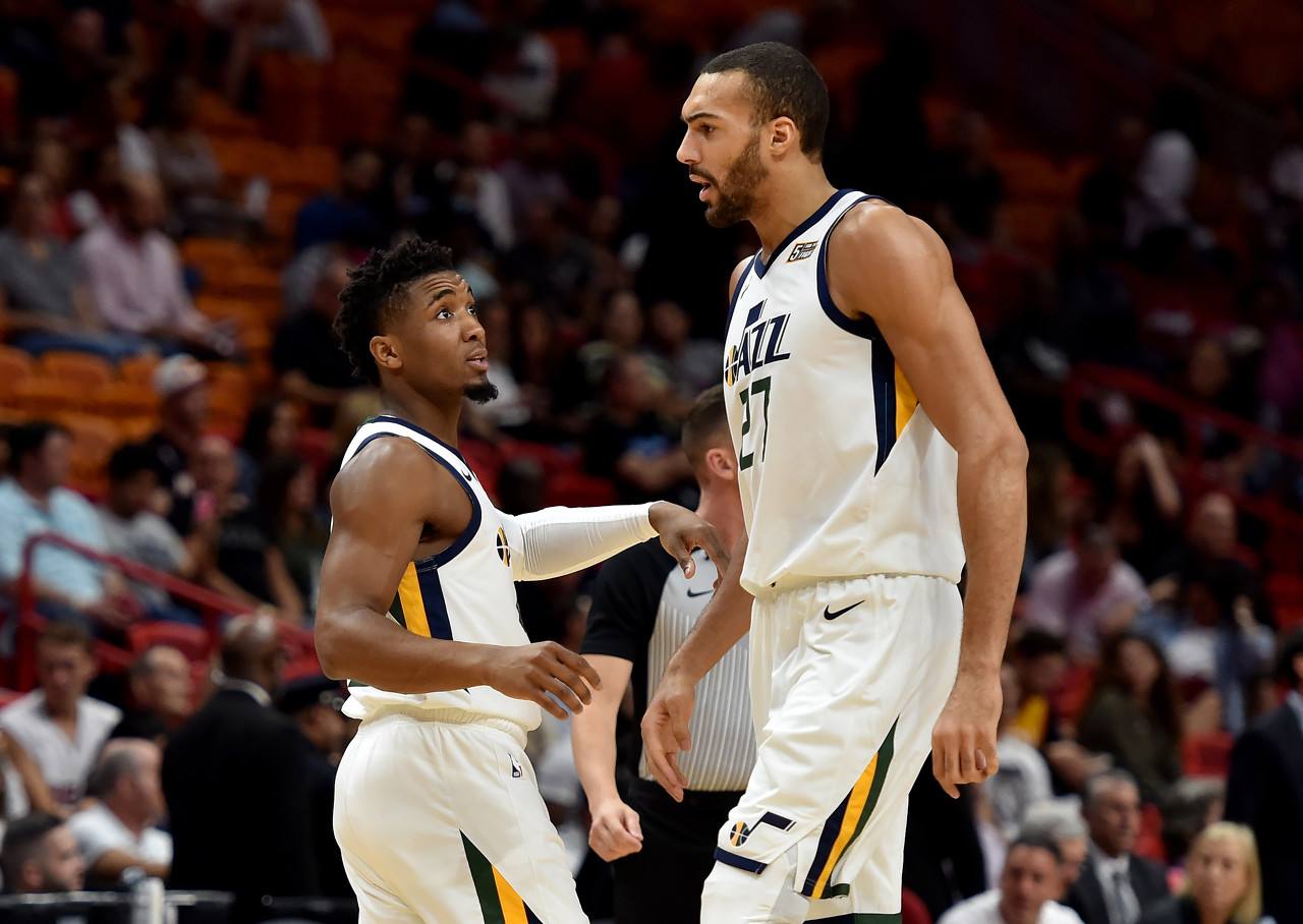 勒沃库森vs多特：希克PK吉拉西；阿德耶米、萨比策首发（勒沃库森对阵多特：希克对飙吉拉西，阿德耶米与萨比策先发）